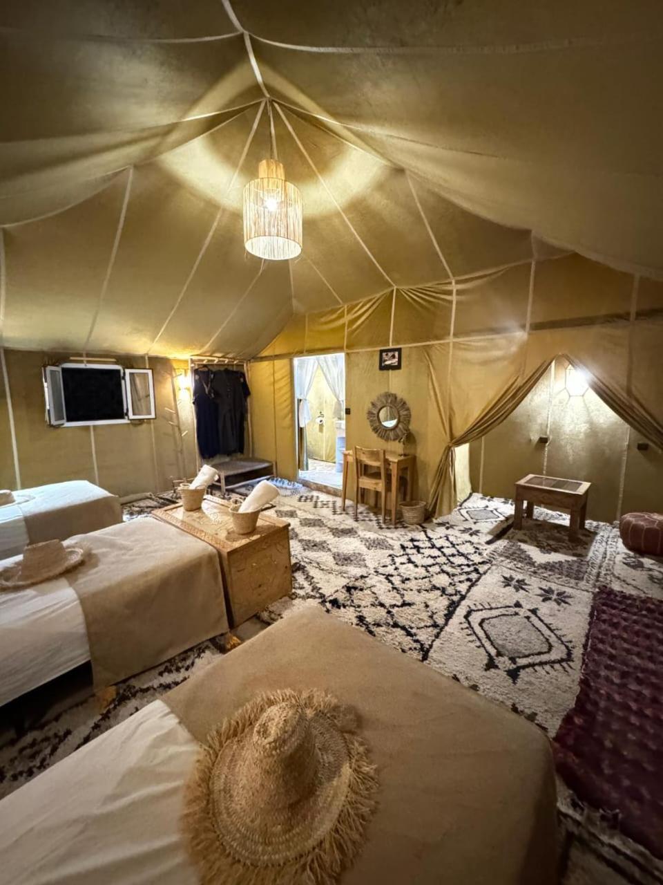 Desert Camp Camel & Sandboarding Merzouga Eksteriør billede