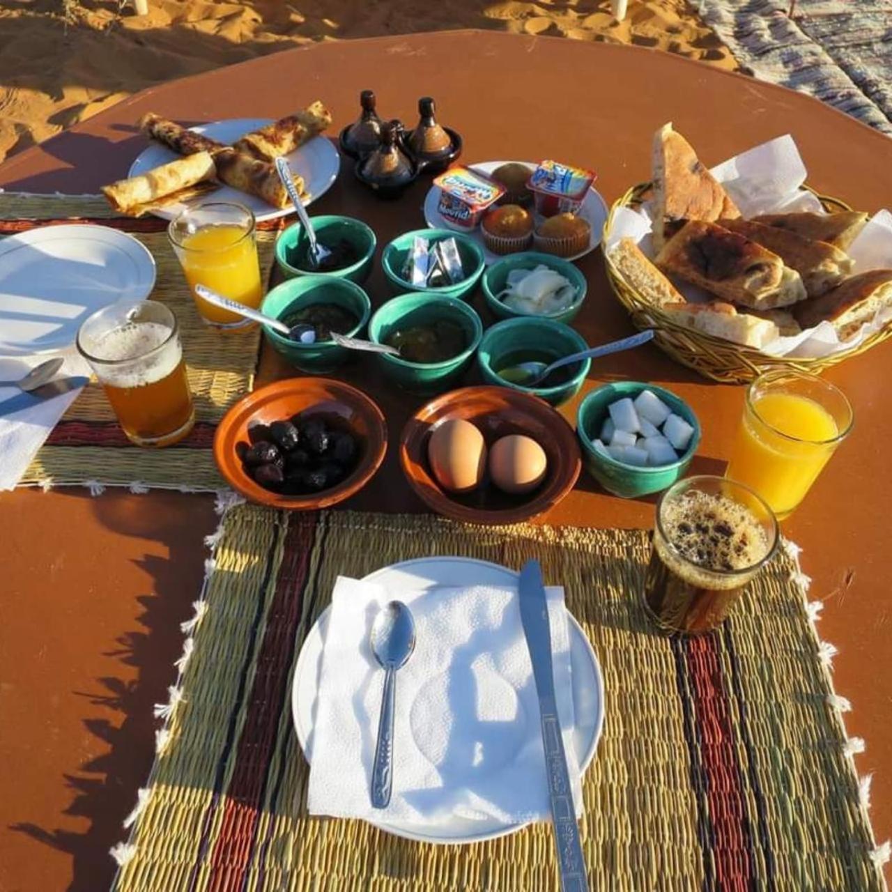 Desert Camp Camel & Sandboarding Merzouga Eksteriør billede