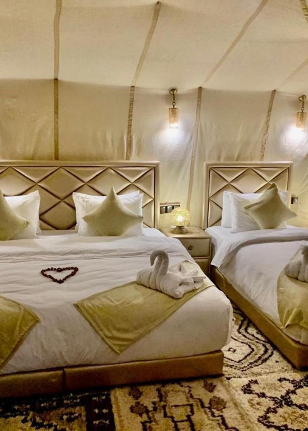 Desert Camp Camel & Sandboarding Merzouga Eksteriør billede